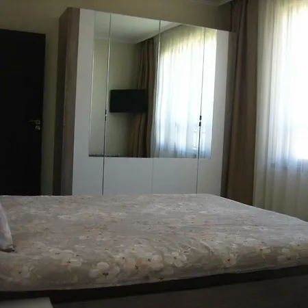 דירה Nereya Palace, Lidia *